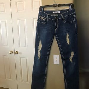 Liuce’s jeans